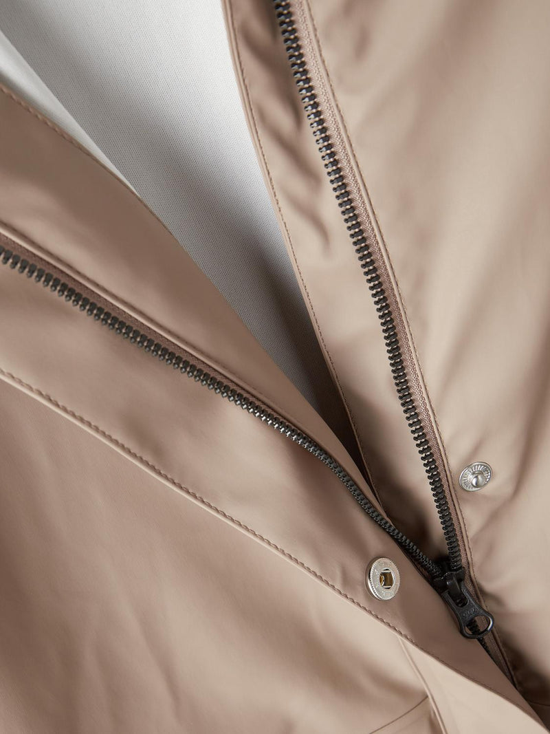 NLNDRY10 LONG RAIN JACKET FO - mocha meringue