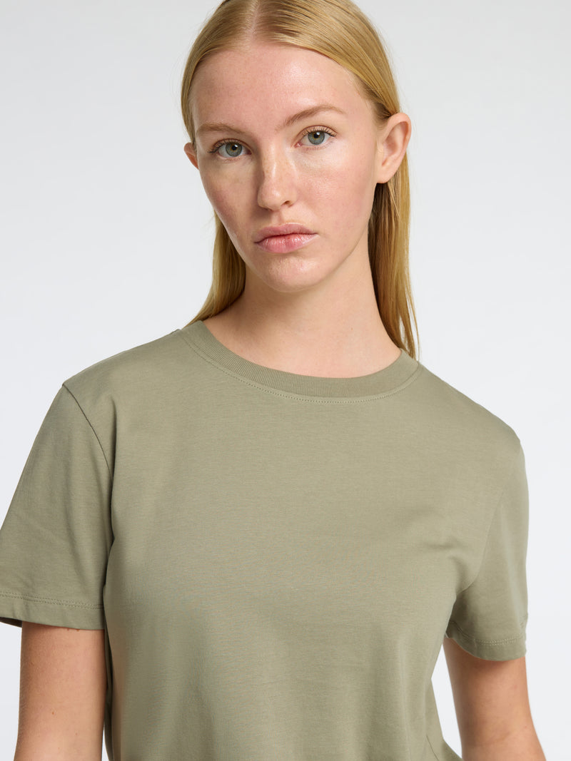 SLFMYESSENTIAL SS O-NECK TEE NOOS - Vetiver